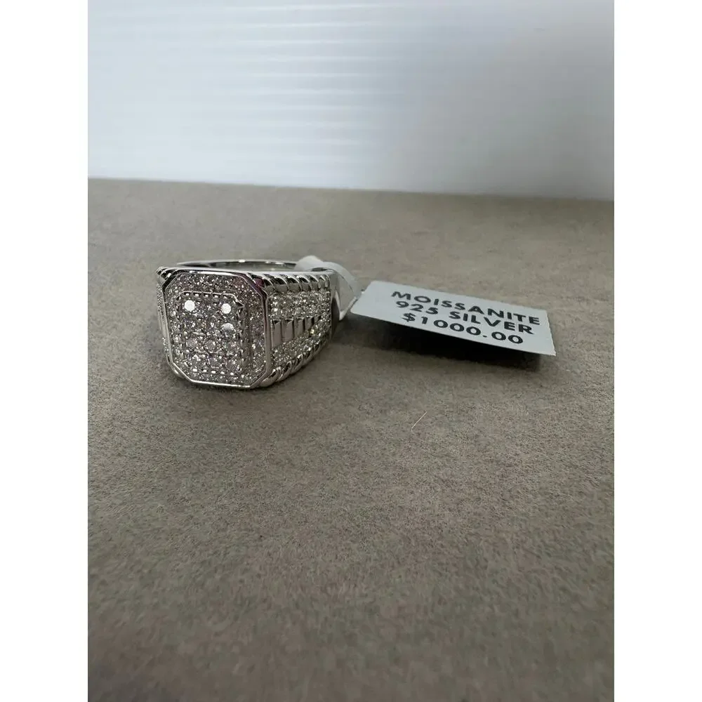 Stunning Men's Size 12 Moissanite in Sterling Silver Ring - Picture 7 of 7